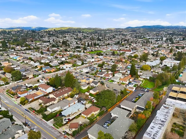 $990,000 | 19790 Stanton Avenue, Castro Valley, CA 94546