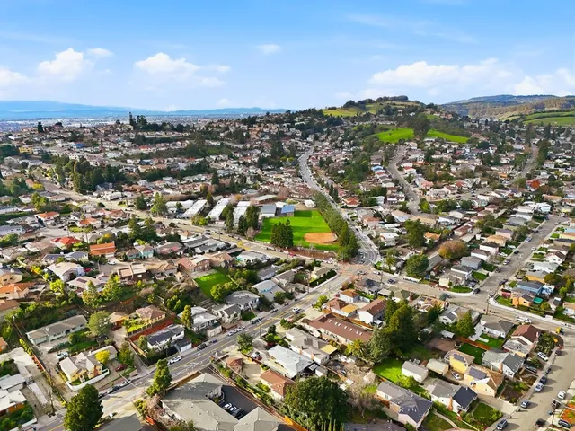 $990,000 | 19790 Stanton Avenue, Castro Valley, CA 94546