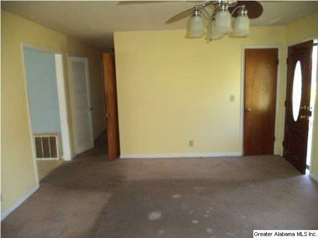 8025 Hopewell Road Bessemer, AL 35022 - Photo 5 of 14