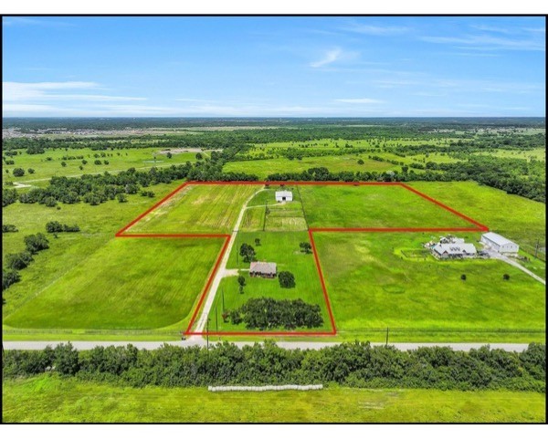 5901 Scopel Road Manvel, TX 77578 - Photo 1 of 42