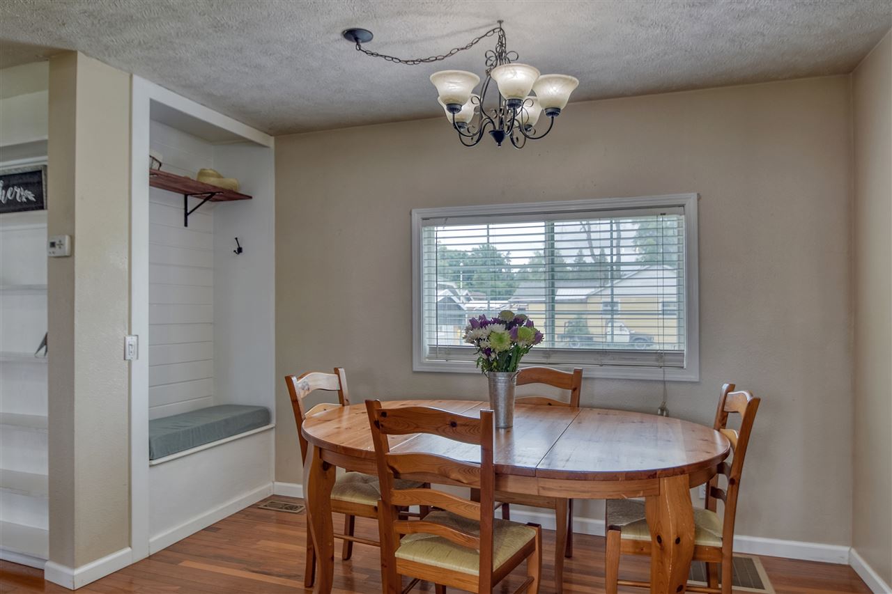 3017 North Girard Road Spokane Valley, WA 99212 - Photo 3 of 20