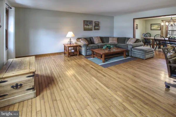 $995,000 | 3222 Kimberly Drive, Mount Airy, MD 21771