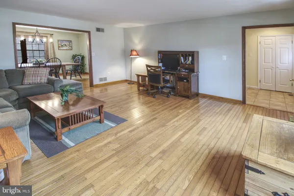 $995,000 | 3222 Kimberly Drive, Mount Airy, MD 21771