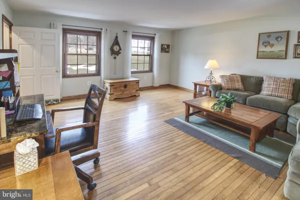 $995,000 | 3222 Kimberly Drive, Mount Airy, MD 21771