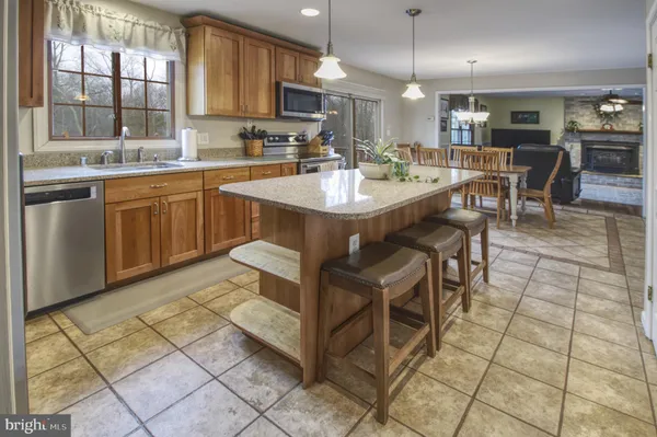 $995,000 | 3222 Kimberly Drive, Mount Airy, MD 21771