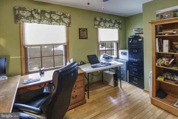 $995,000 | 3222 Kimberly Drive, Mount Airy, MD 21771