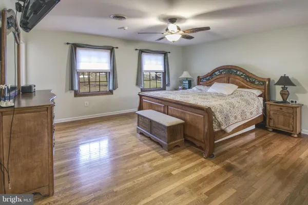 $995,000 | 3222 Kimberly Drive, Mount Airy, MD 21771