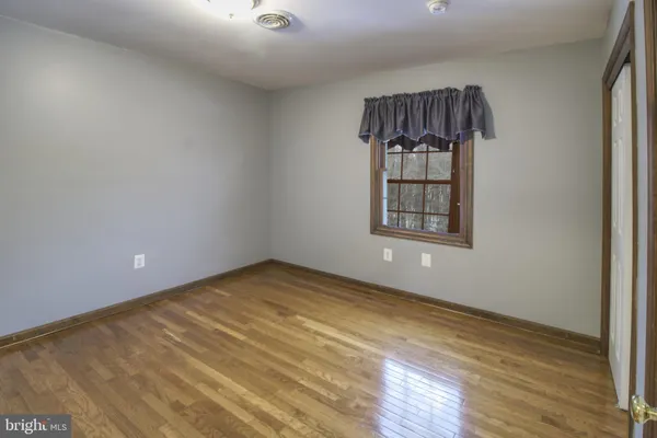 $995,000 | 3222 Kimberly Drive, Mount Airy, MD 21771