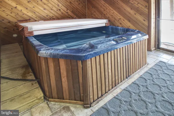 $995,000 | 3222 Kimberly Drive, Mount Airy, MD 21771