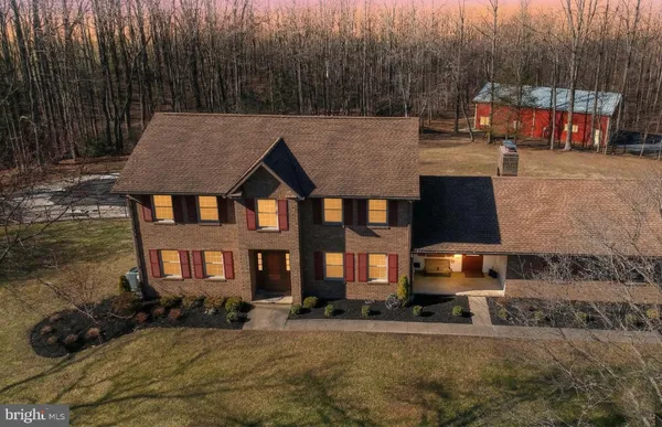 $995,000 | 3222 Kimberly Drive, Mount Airy, MD 21771