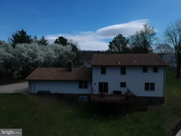 $995,000 | 3222 Kimberly Drive, Mount Airy, MD 21771