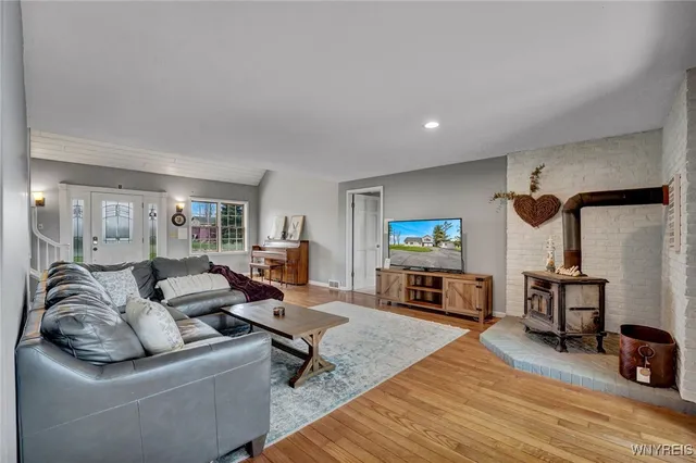 $695,000 | 2765 West Lake Road, Wilson, NY 14172