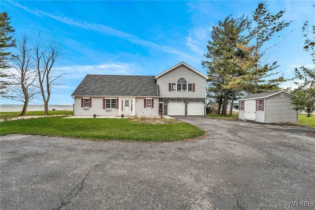 $695,000 | 2765 West Lake Road, Wilson, NY 14172