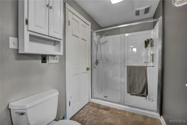 $695,000 | 2765 West Lake Road, Wilson, NY 14172