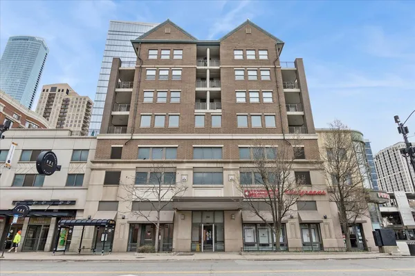 $430,000 | 1155 South State Street, Unit 400, Chicago, IL 60605