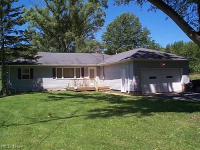 8953 Coombs Road North Bloomfield, OH 44450 - Photo 2 of 6