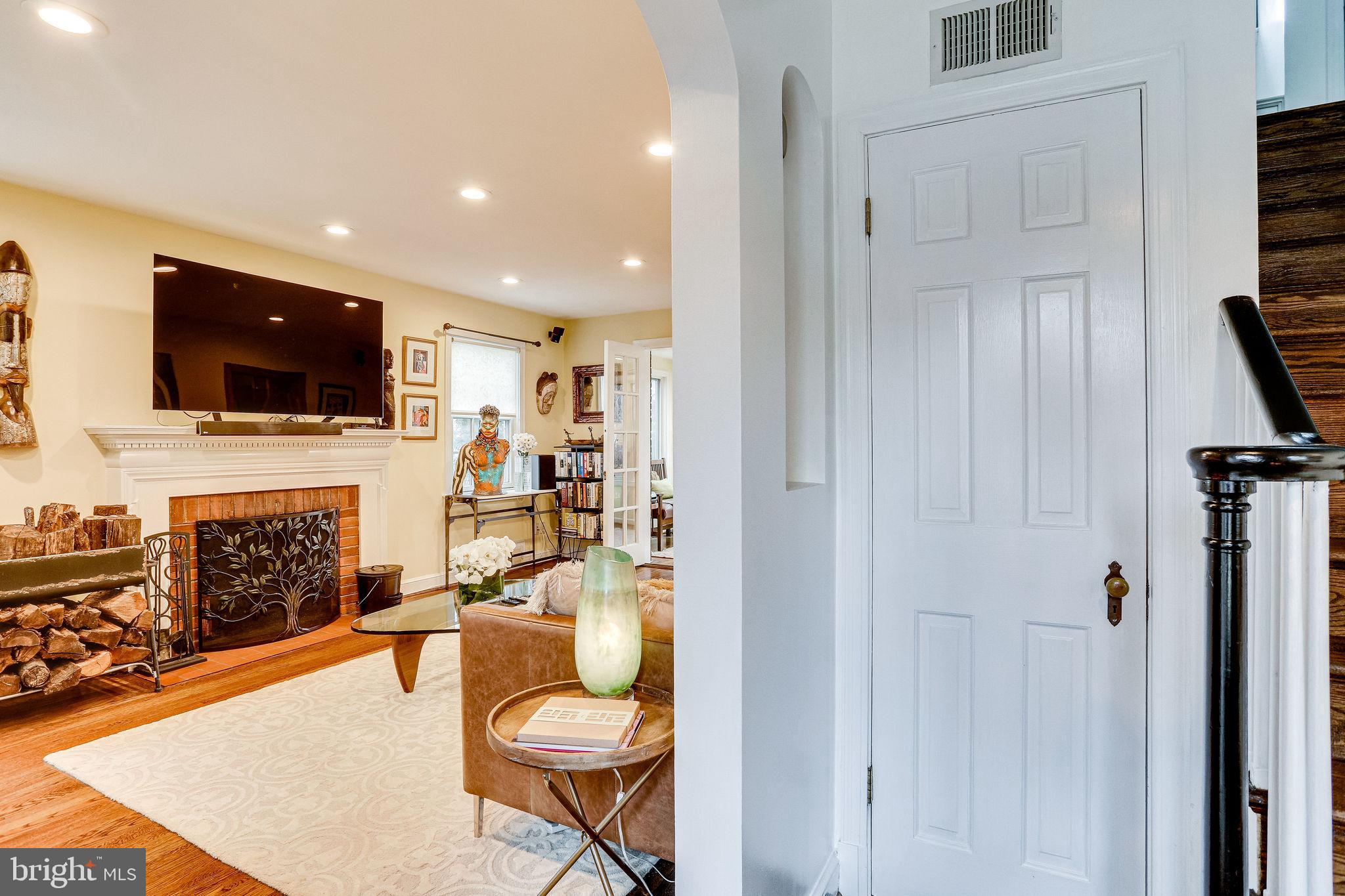 1616 Roxanna Road Northwest Washington, DC 20012 - Photo 7 of 21 Gallery Image 7