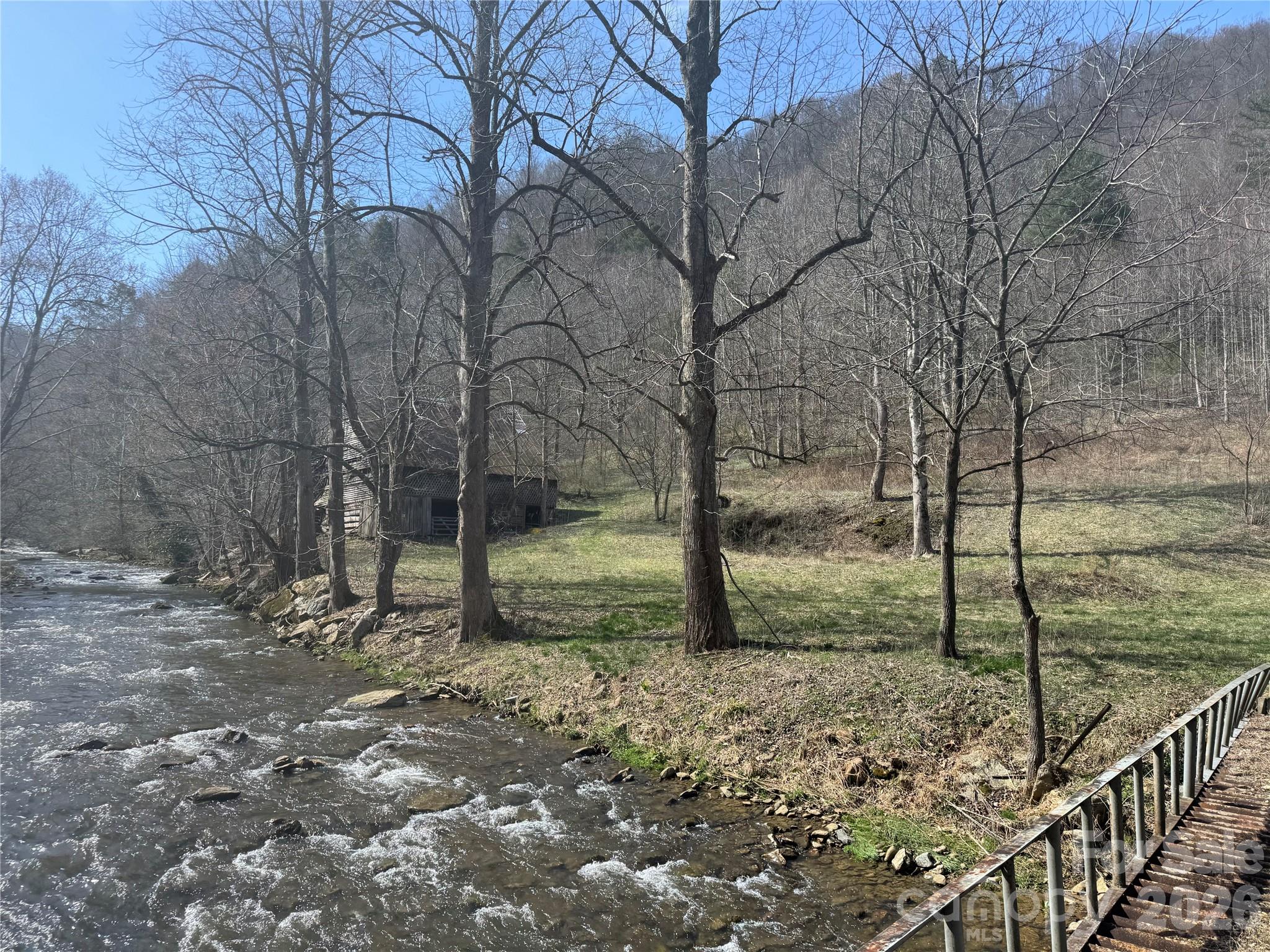 11288 Big Laurel Road Marshall, NC 28753 - Photo 14 of 33