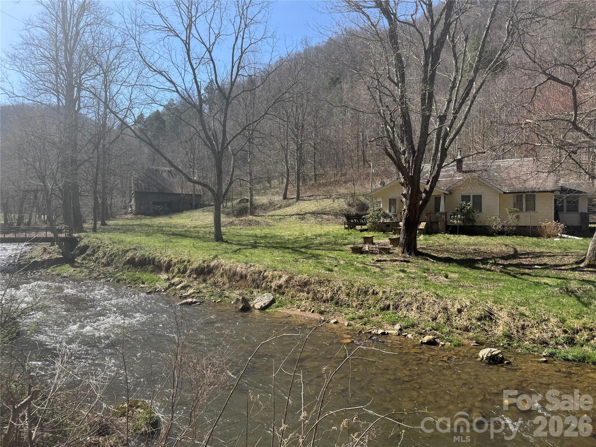 11288 Big Laurel Road Marshall, NC 28753 - Photo 6 of 33