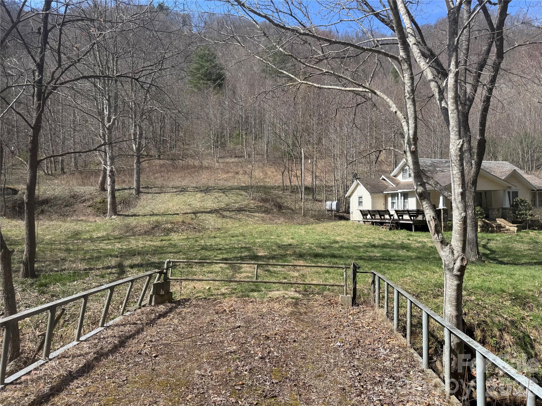 11288 Big Laurel Road Marshall, NC 28753 - Photo 10 of 33