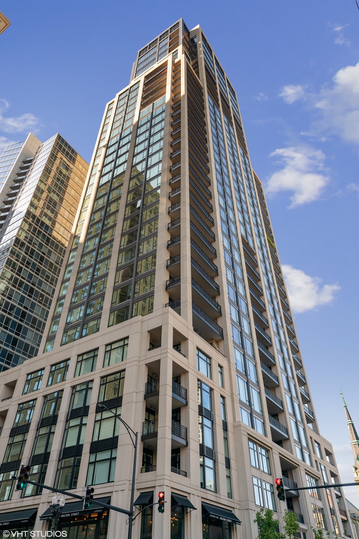9 West Walton Street Chicago