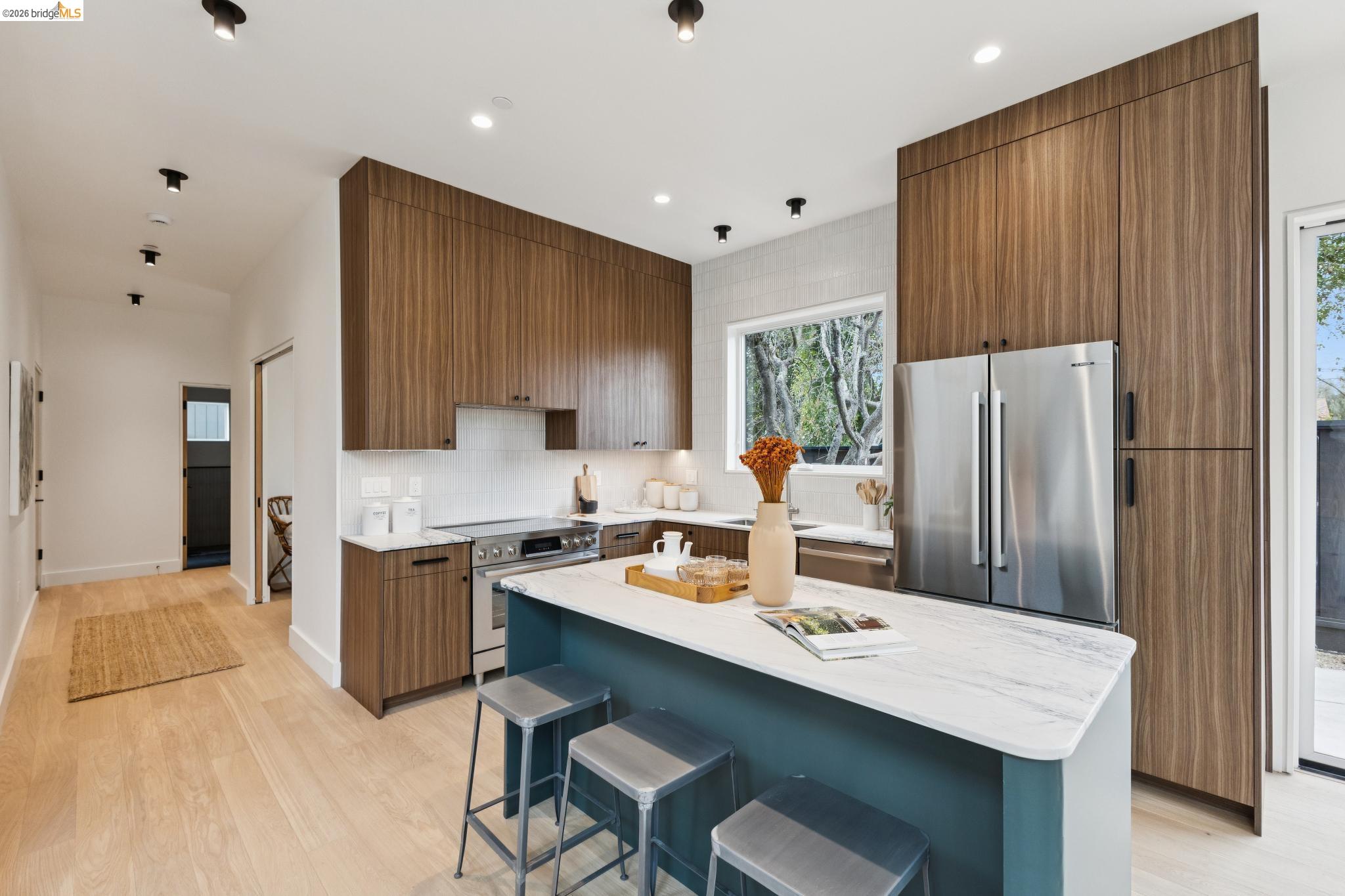 1523 Stuart Street Berkeley, CA 94703 - Photo 14 of 71 Gallery Image 14