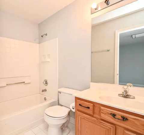 $699,900 | 5495 Chapel Hill, Gurnee, IL 60031