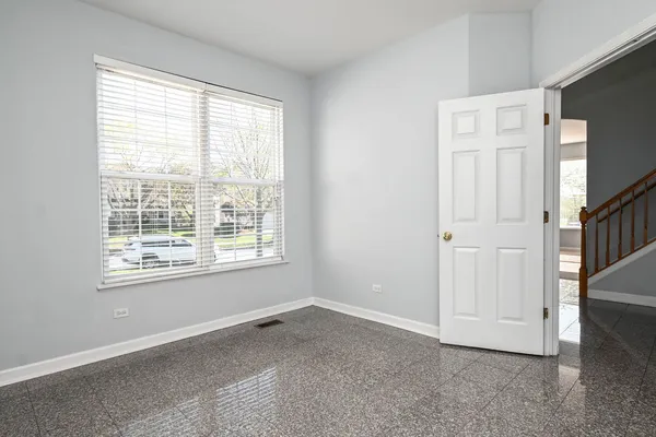 $699,900 | 5495 Chapel Hill, Gurnee, IL 60031