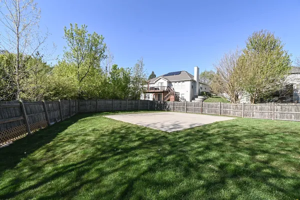 $699,900 | 5495 Chapel Hill, Gurnee, IL 60031