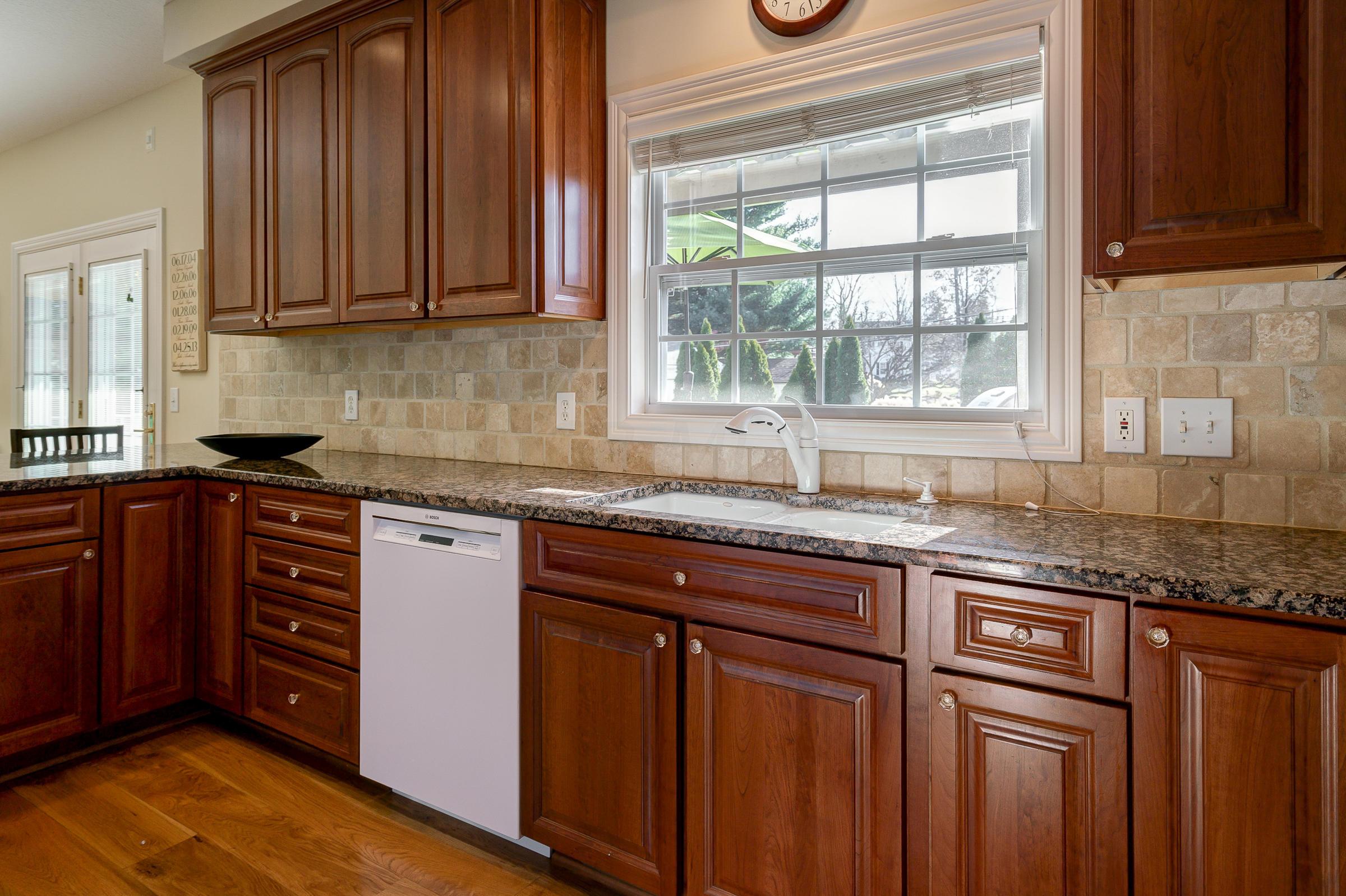 339 East Torrence Road Columbus, OH 43214 - Photo 13 of 45 Gallery Image 13