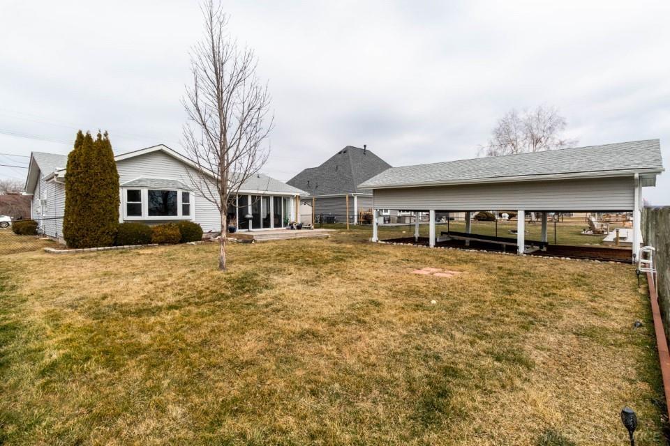 7255 Cardinal Road Algonac, MI 48001 - Photo 36 of 41 50102661-35.JPG