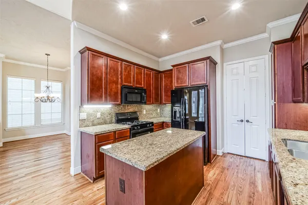 $2,700 | 1117 St Agnes Street, Unit D, Houston, TX 77030