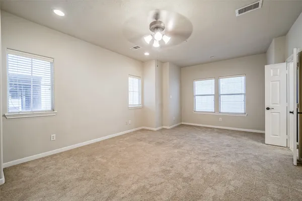 $2,700 | 1117 St Agnes Street, Unit D, Houston, TX 77030