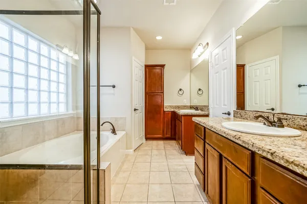 $2,700 | 1117 St Agnes Street, Unit D, Houston, TX 77030