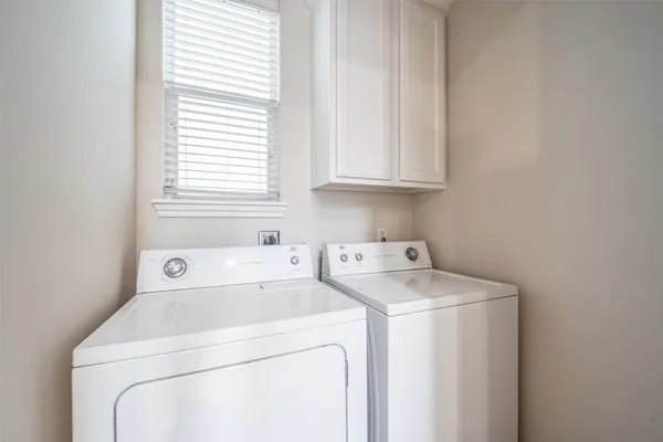 $2,700 | 1117 St Agnes Street, Unit D, Houston, TX 77030