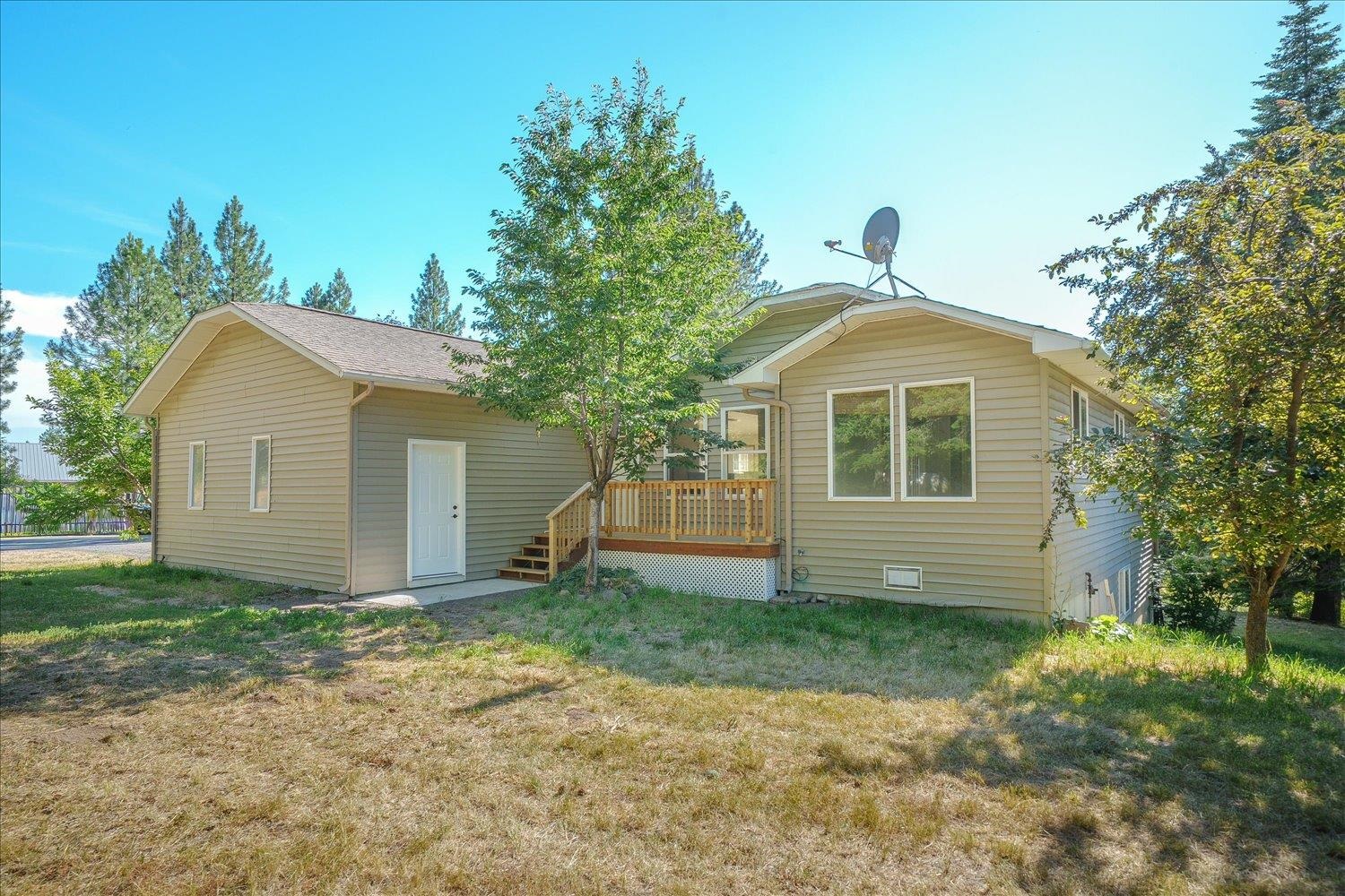 15519 East Tallman Road Chattaroy, WA 99003 - Photo 6 of 49
