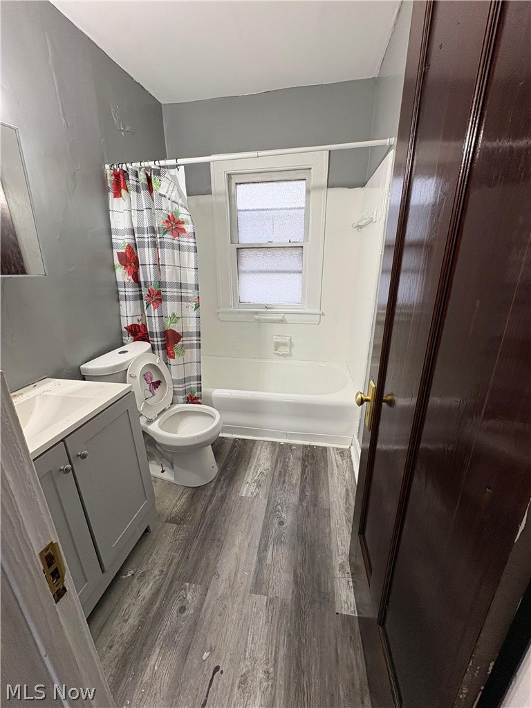 18001 Olympia Road Cleveland, OH 44112 - Photo 17 of 35