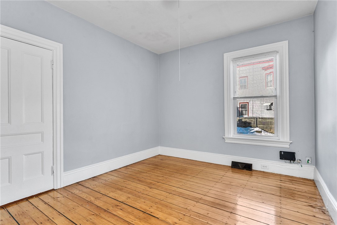 45 Wendell Street Providence, RI 02909 - Photo 13 of 42