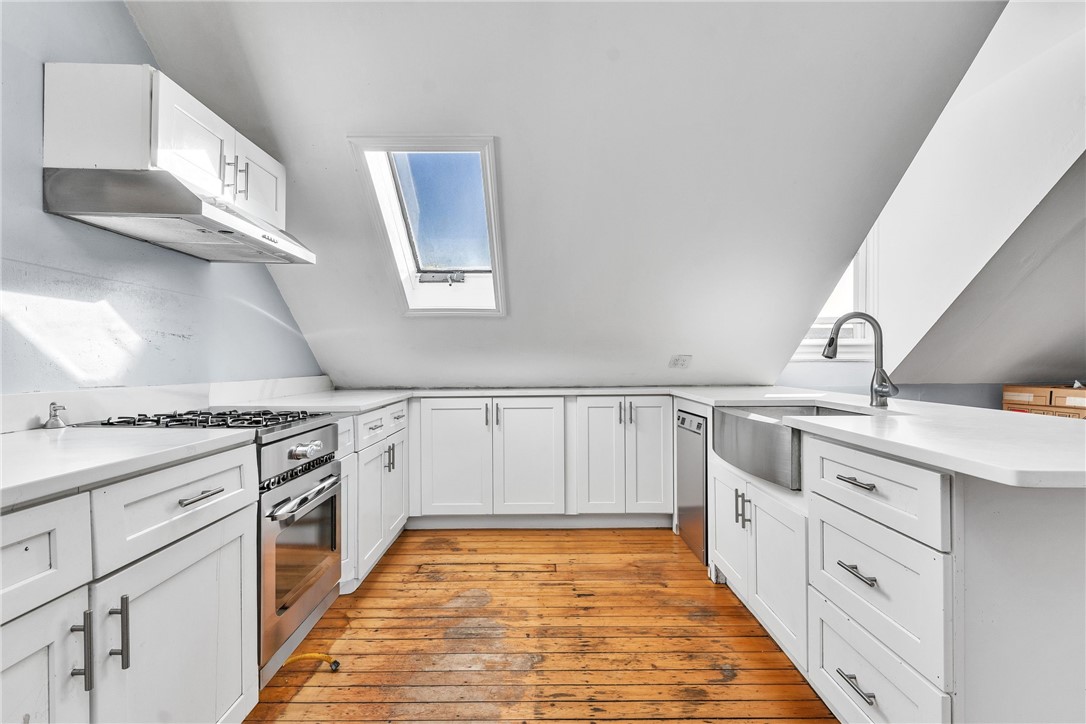 45 Wendell Street Providence, RI 02909 - Photo 17 of 42