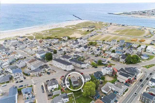 $750,000 | 15 Ocean Boulevard, Hampton, NH 03842