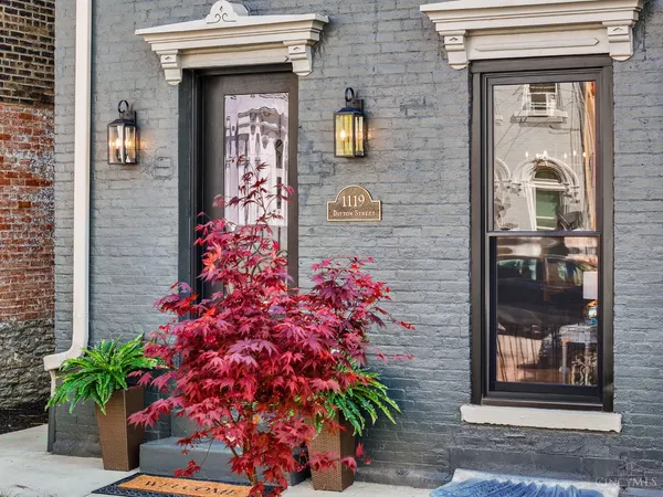 $729,900 | 1119 Dayton Street, Cincinnati, OH 45214