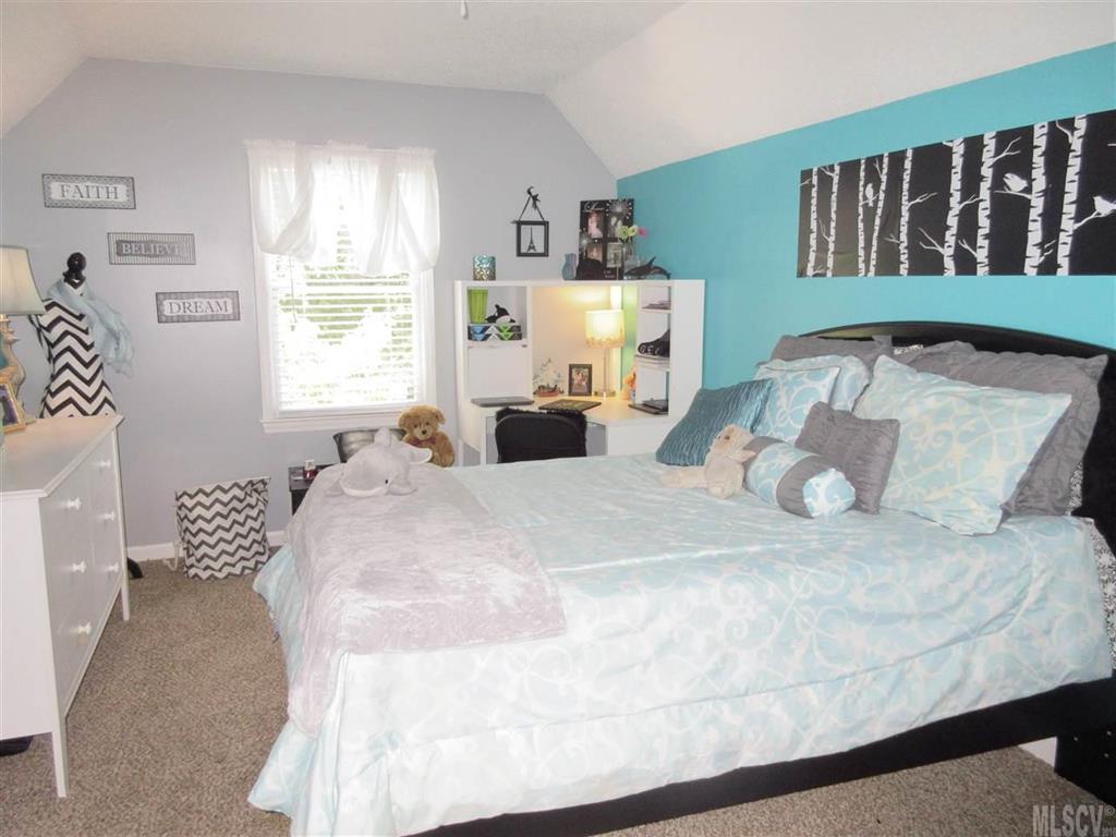 2048 Willow Ridge Street Conover, NC 28613 - Photo 3 of 21 Gallery Image 3