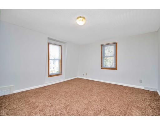 131 Laconia Street Springfield, MA 01129 - Photo 17 of 34