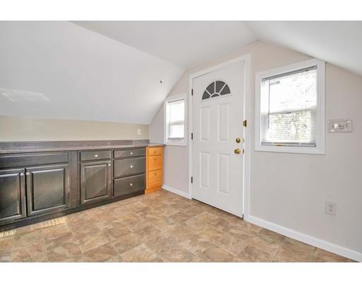 131 Laconia Street Springfield, MA 01129 - Photo 24 of 34