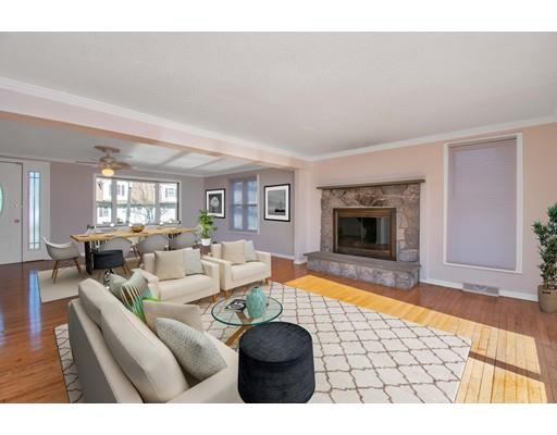131 Laconia Street Springfield, MA 01129 - Photo 9 of 34