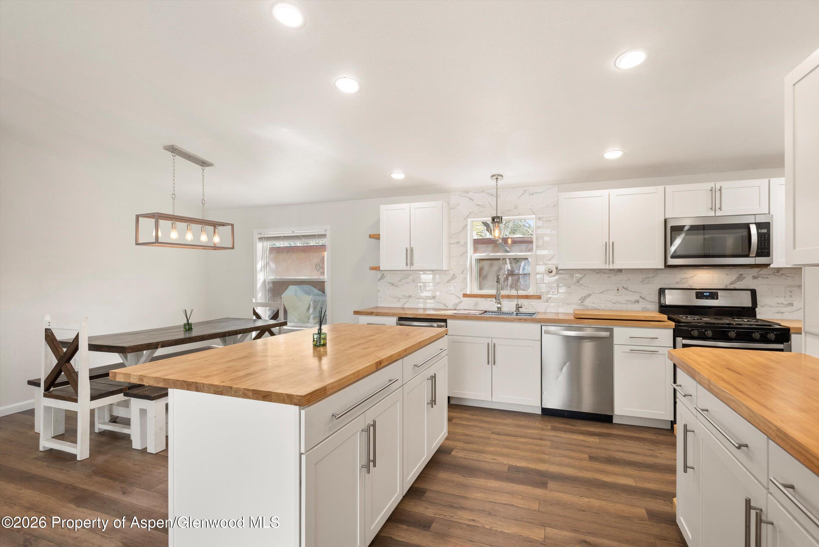 132 Ridge Trail Aspen, CO 81611 - Photo 5 of 38 05-PET_5027