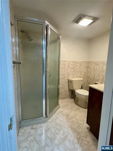 $2,950 | 7-31 Henderson Boulevard, Unit 1, Fair Lawn, NJ 07410