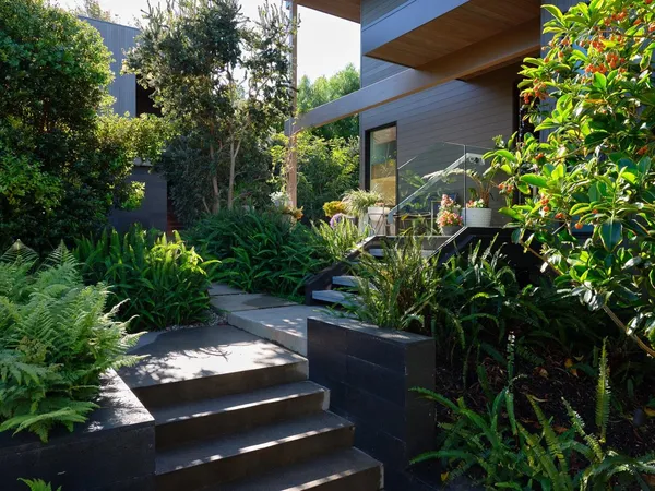 $8,800,000 | 29 Kolonahe Place, Unit A, Kula, HI 96790