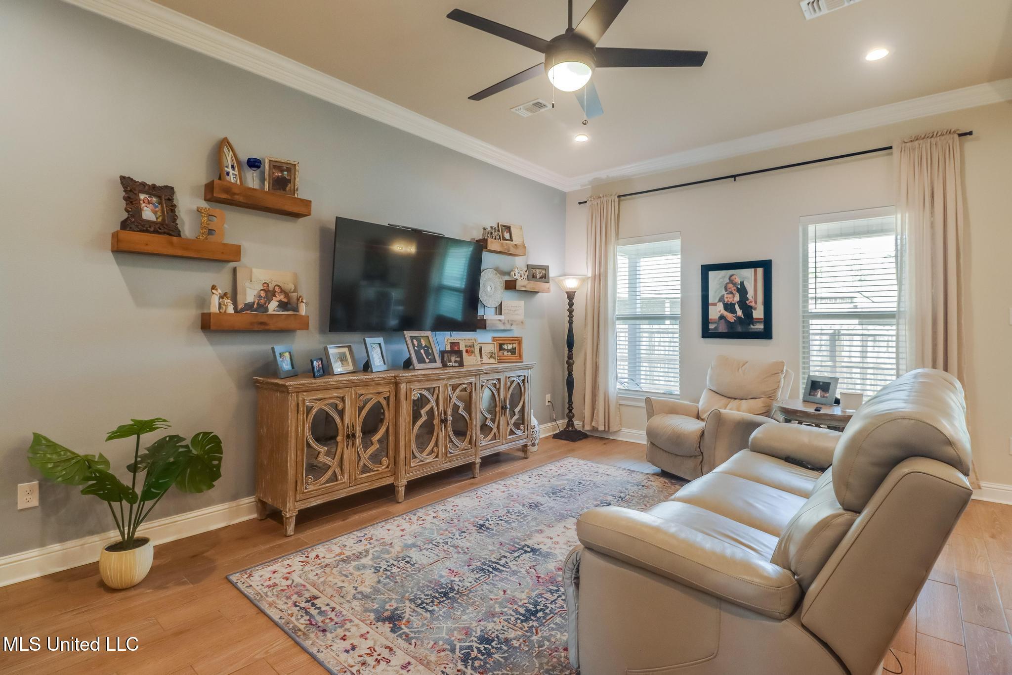 3 Boland Cove Long Beach, MS 39560 - Photo 3 of 26 Living Room