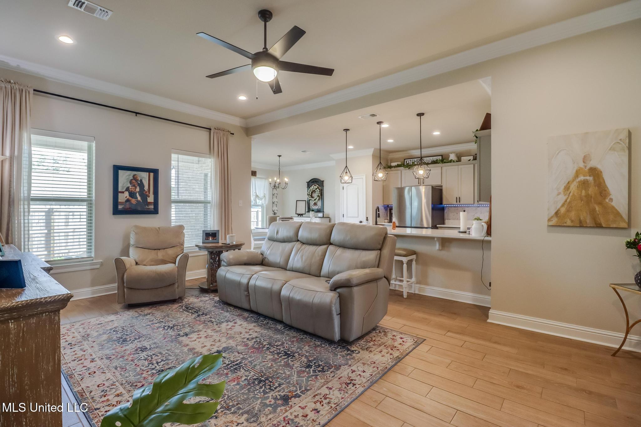 3 Boland Cove Long Beach, MS 39560 - Photo 4 of 26 Living Room